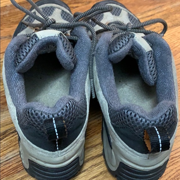 Merrill hiking sneakers - Picture 2 of 4